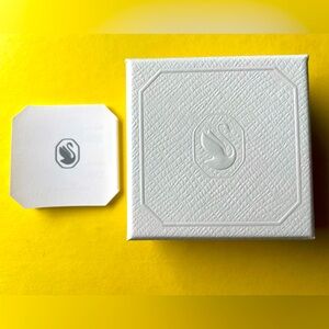 Swarovski box - for earrings with cushion